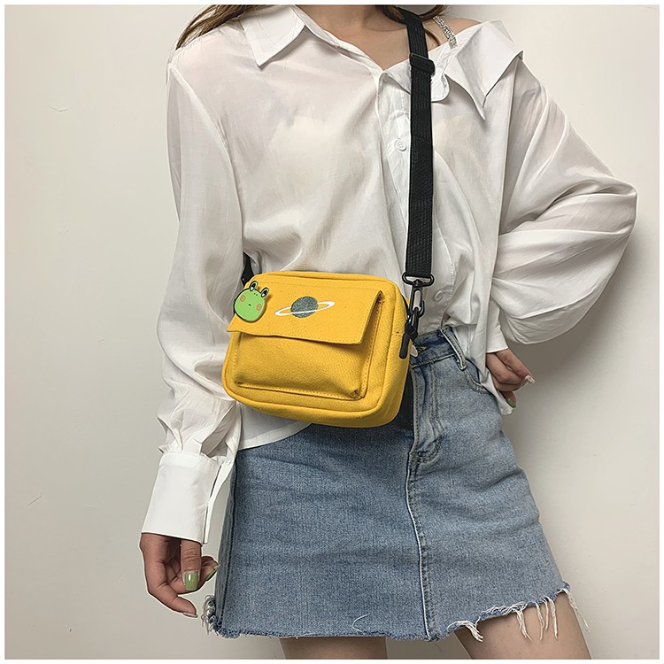 Túi xách đeo vai kiểu dáng thời trang dành cho nữ