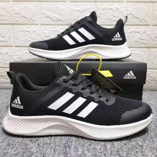 Giày thể thao Adidas màu đen trắng cho nam và nữ
