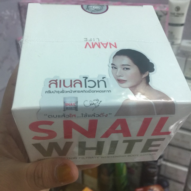 kem kích dưỡng trắng da