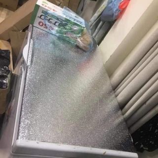 Cuộn giấy bạc dán bếp ko