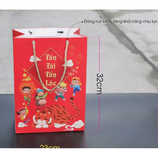 20 túi giấy Tết  mẫu 3 đựng quần áo phụ kiện size 32x23x15cm