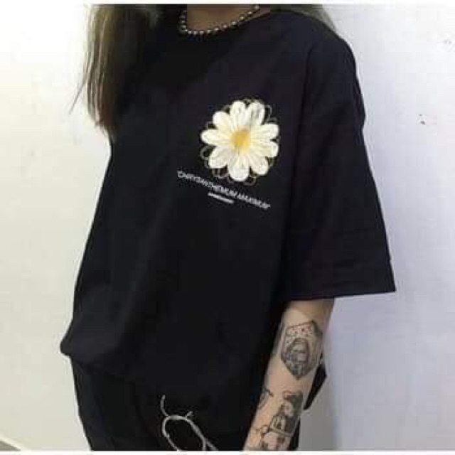 Áo hoa cúc trắng logo ngực B.YH588