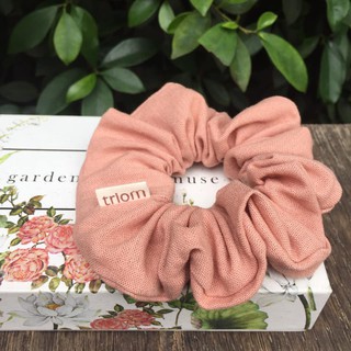 Đồ cột tóc vải linen màu hồng da. Dây buộc tóc vải linen. Linen hair scrunchie. Hair scrunchie trendy