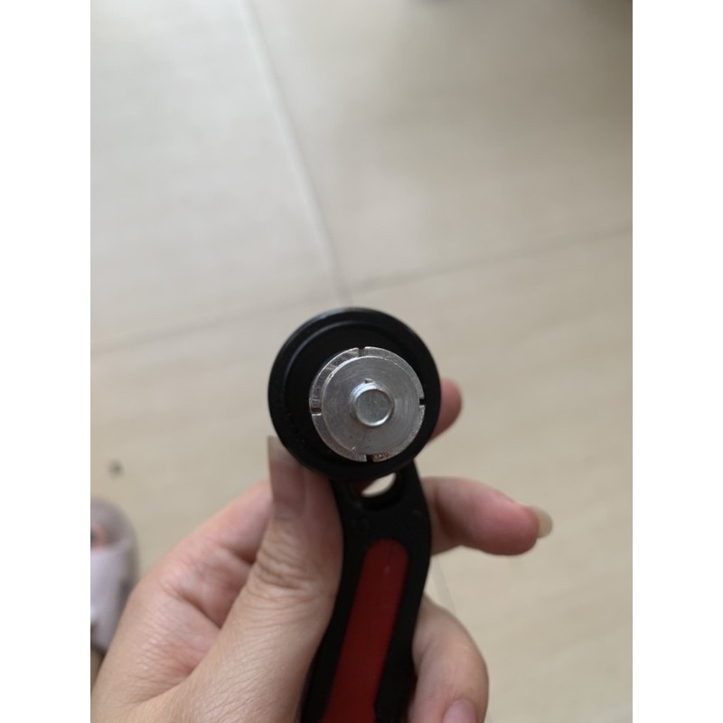 Gù bảo vệ tay thắng AMV chất liệu nhôm đúc CNC