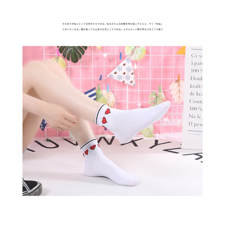 Tất Cổ Trung Họa Tiết Xinh Xắn - Vớ Họa Tiết Chill Cổ Trung