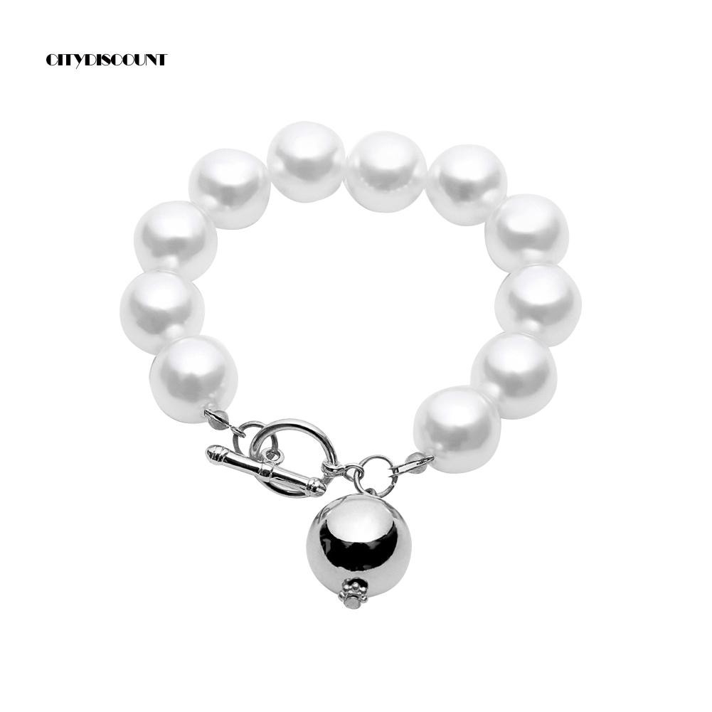 Vòng tay đính ngọc trai giả đơn giản | BigBuy360 - bigbuy360.vn