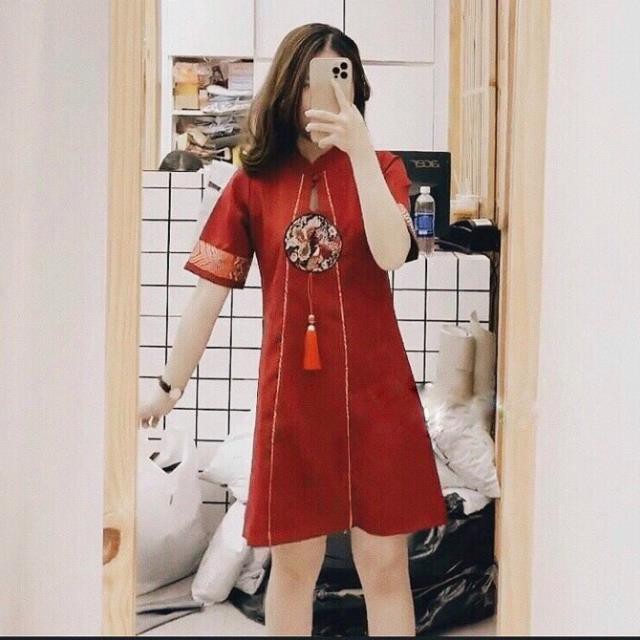 Đầm Suông Cổ Tàu, Sườn Xám Thêu Đắp Trang Trí Đơn Giản Tinh Tế Thời Trang Tết Năm 2021 Dưới 55kg Cho Nữ. | BigBuy360 - bigbuy360.vn