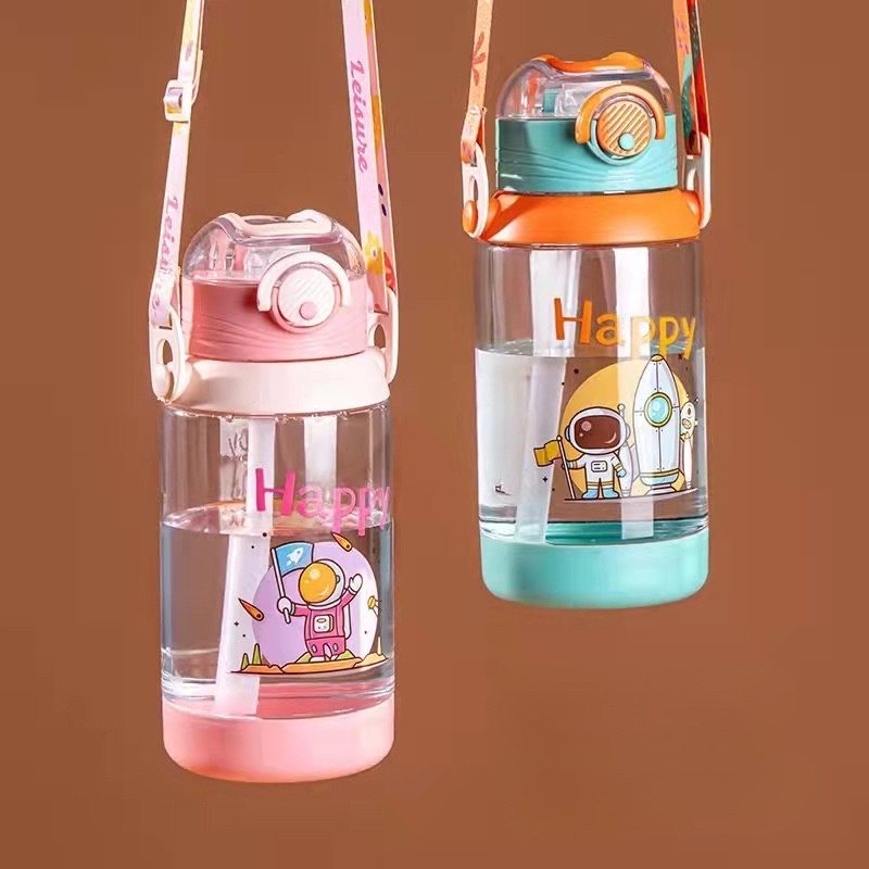 Bình Uống Nước Cho Bé Đi Học Có Ống Hút Và Dây Đeo