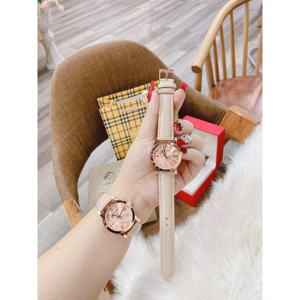 Đồng hồ nữ BUBERRY dây da cao cấp ko bong tróc siêu hot trên thị trường, chống nước, bảo hành 12 tháng