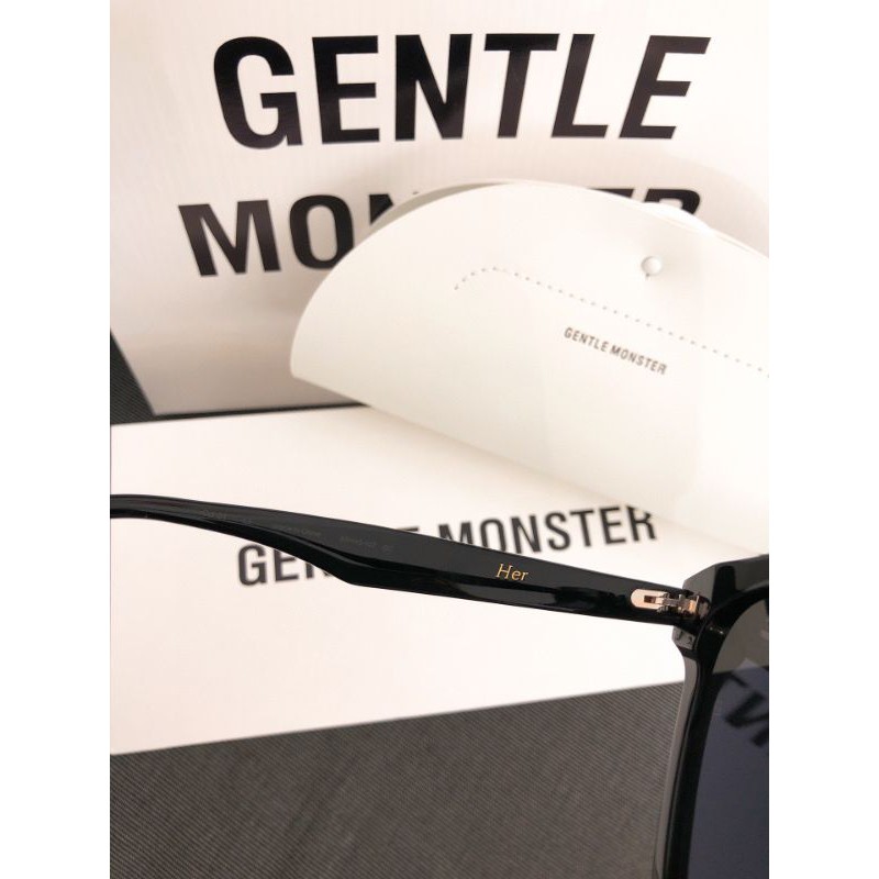 kính mát kính râm thời trang nam nữ gọng vuông quai in logo chữ Gentle monster