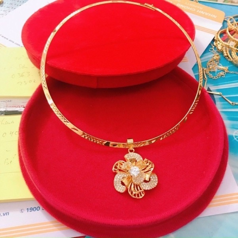Kiềng cổ mặt hoa dát vàng 18 cao cấp mẫu mới về