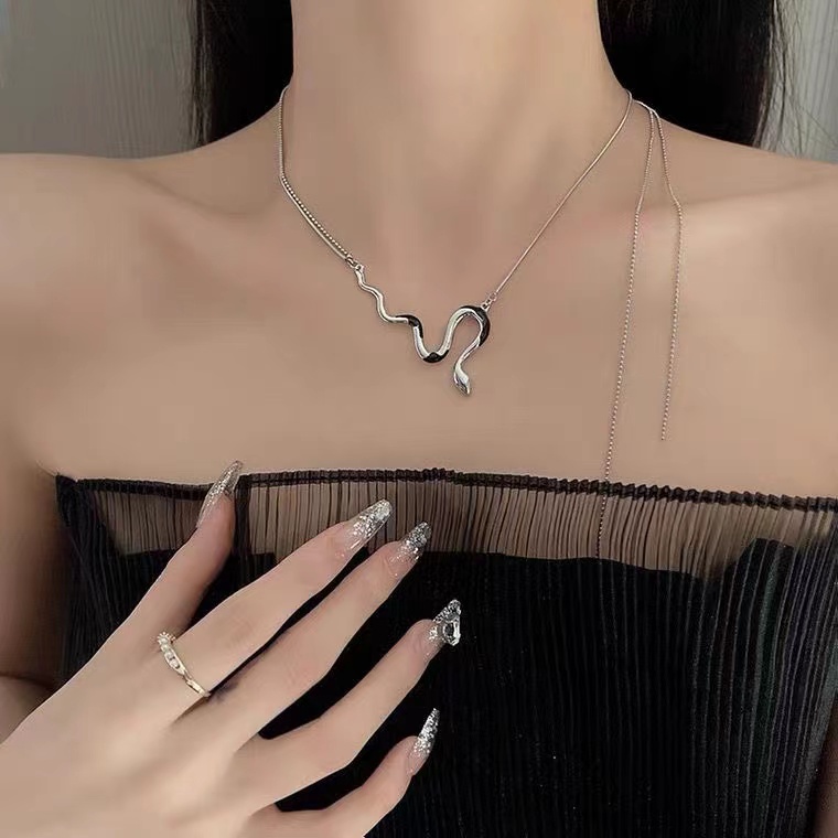 Vòng cổ choker iF YOU mặt hình rắn cổ điển thời trang thanh lịch cho nữ