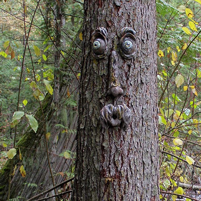 Bark Ghost Face Facial Features Decoration Easter Old Man Tree Hugger Tree Face Decor Outdoor Whimsical Sculpture Garden Peeker Easter Creative Props Yard Art Decoration Funny JP3