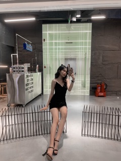 Váy nhung body