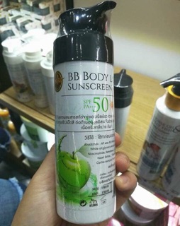 Kem make up body BB Body lotion Sunscreen.