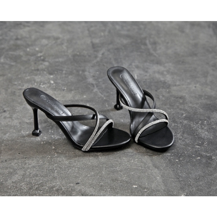 Giày size nhỏ quai 5cm/ 7cm / 8cm size 30  31 32 33 34
