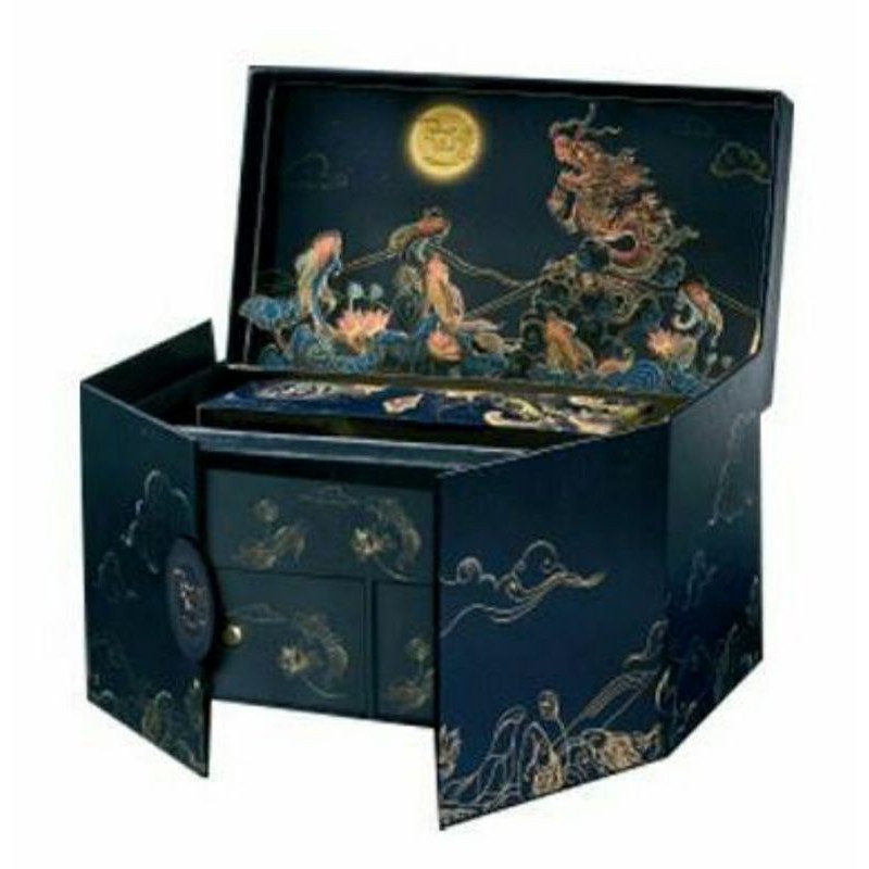 Chính Hãng Kinh Đô.Chiết khấu 28%Dòng Trăng Vàng Kinh Đô Cao Cấp Black &Gold 2 bánh+160g+trà50g.
