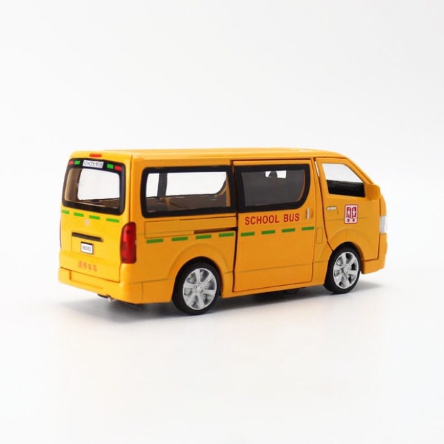 Mô Hình Xe School Bus Toyota Hiace 1:32  Xe trớn , có đèn &amp; âm thanh