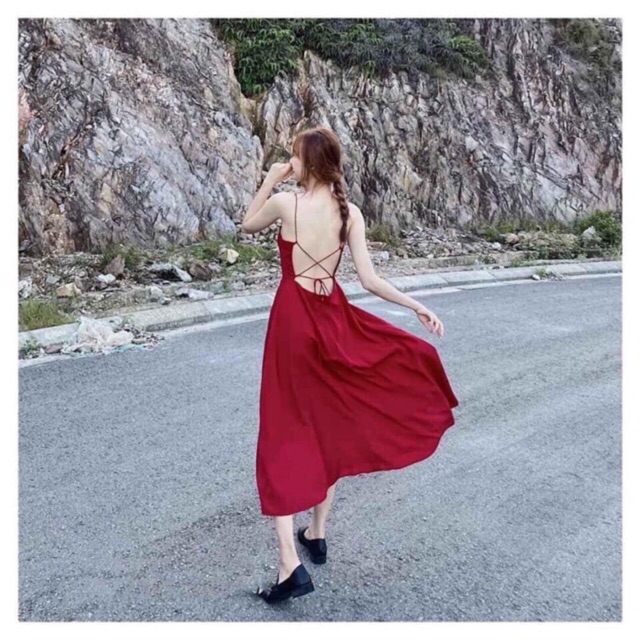 Đầm hở lưng dáng dài | BigBuy360 - bigbuy360.vn