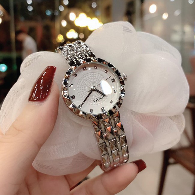 ĐỒNG HỒ NỮ [XẢ KHO]  🌸FREE SHIP🌸 ĐỒNG HỒ DÂY THÉP CAO CẤP VIỀN GỢN SÓNG - MẶT HOA VĂN SANG TRỌNG KN126 | BigBuy360 - bigbuy360.vn
