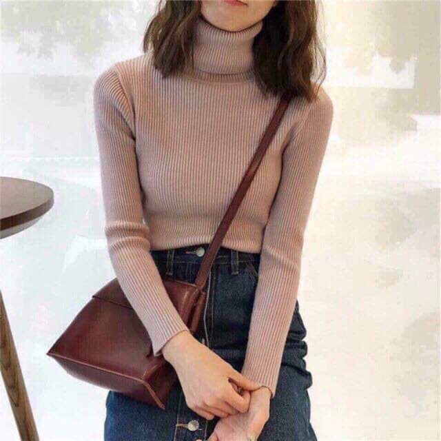 Hàng có sẵn áo thun len cổ cao ôm body như hình.