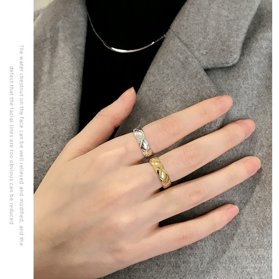 [FreeShip] Nhẫn nữ Titan chéo hình lưới J3-101 - CAM KẾT KHÔNG BAY MÀU