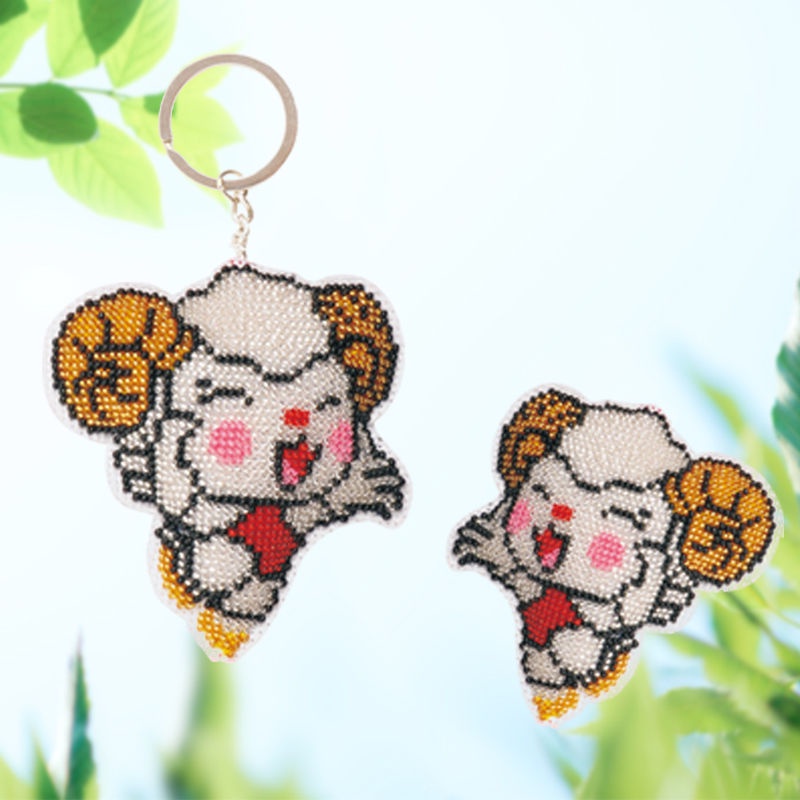 Móc khóa thêu chữ thập, móc khóa kết cườm, mẫu mười hai con giáp cực cute, cực yêu (tự thêu)