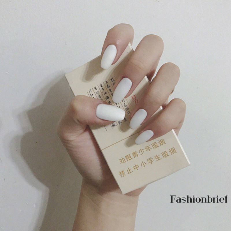 Set 24 Móng Tay Giả Màu Trắng Thời Trang Cho Nữ