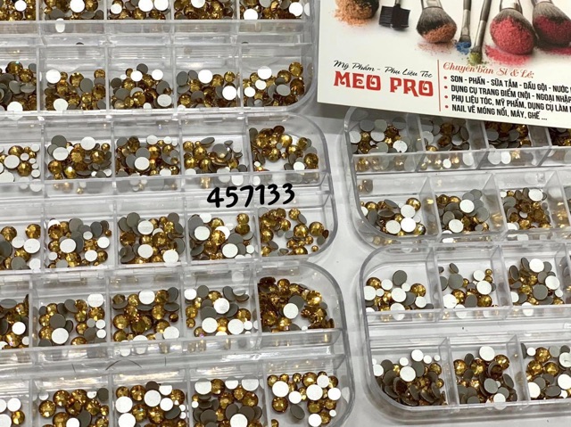 Khay đá đính móng mixx size chân bạc đính móng tay chân 457129