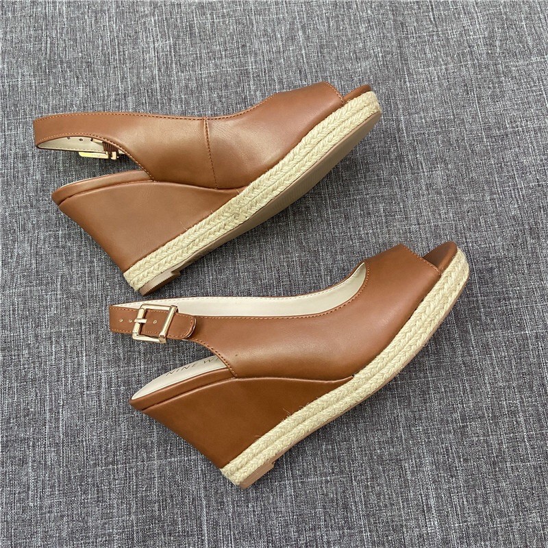 Sandal da đế xuồng Nine.wesT