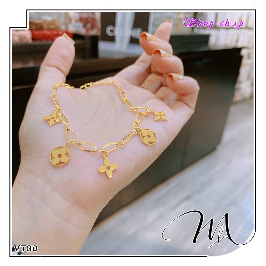 Lắc tay nữ Titan xích cá tính họa tiết hoa rỗng - Măng’s House VT80