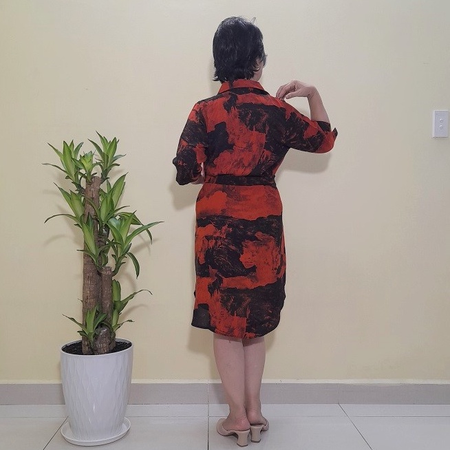 Size L, XL, 2XL, 3XL - Váy Đầm Trung Niên - Kiểu Sơ Mi - Vải Lụa Đũi Co Giãn, Có Thêm Dây Thắt Lưng