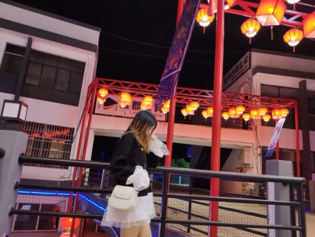 Đầm ngắn ulzzang