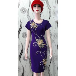 Đầm trung niên body