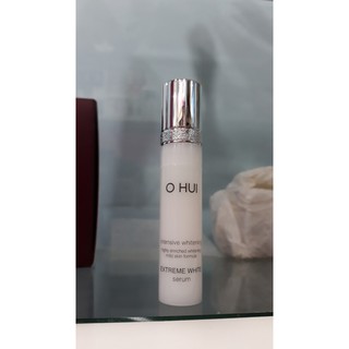 Tinh chất dưỡng trắng và chống lão hóa da Ohui Extreme White Serum Snow vitamin 3ml