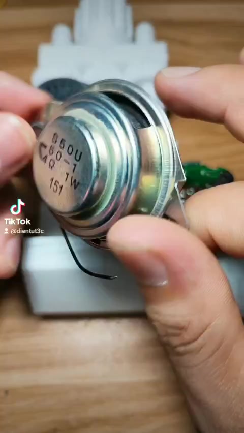 Loa 1W 4R 50MM Có Tai S50U-4R1W | BigBuy360 - bigbuy360.vn