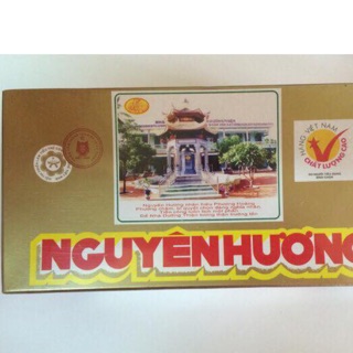 Bánh đậu xanh Nguyên Hương - hộp 2 phong