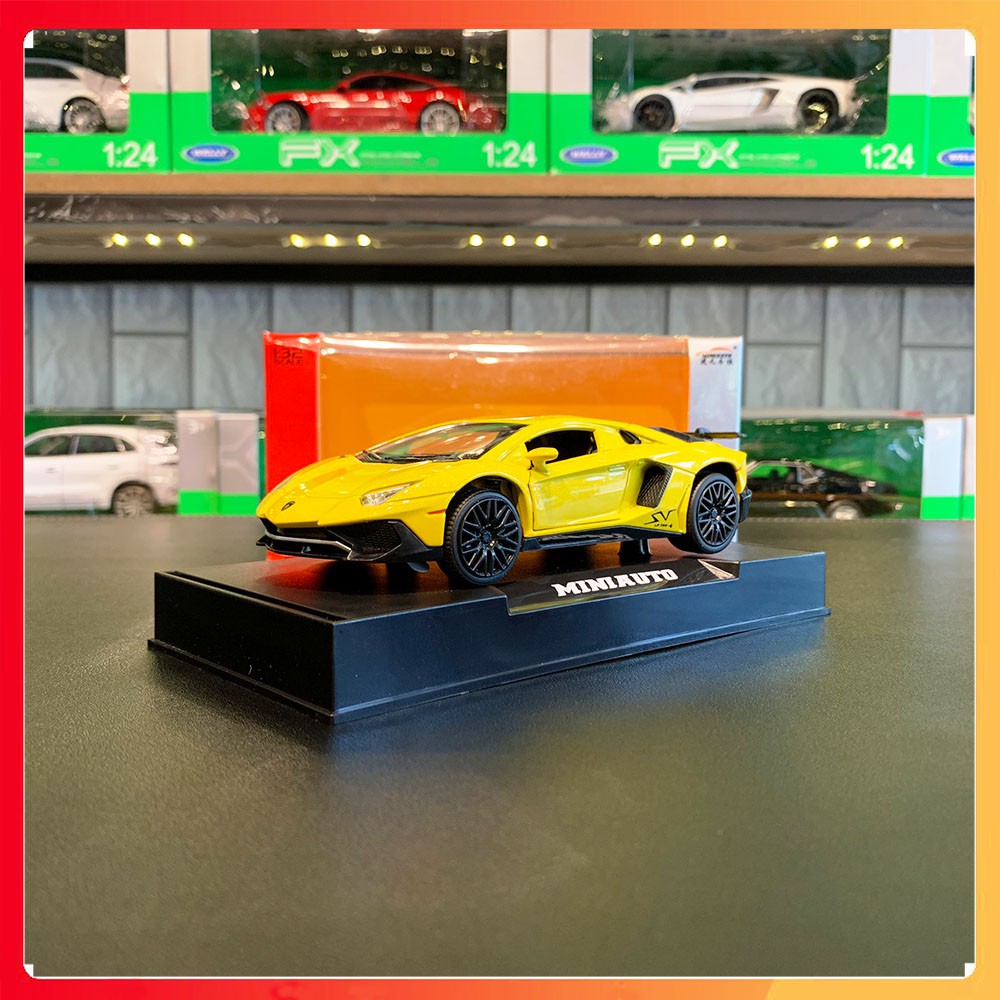 Xe mô hình Lamborghini Aventador LP750-4 SV tỉ lệ 1:32 MINIAUTO màu vàng