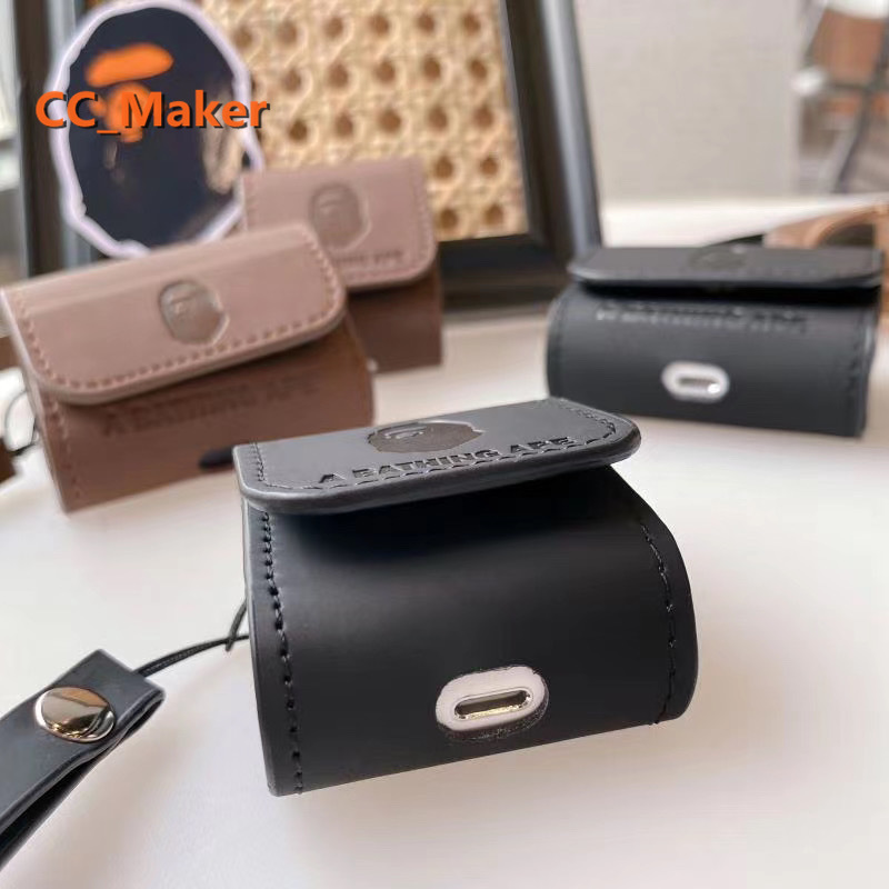 Bao da mềm họa tiết BAPE bảo vệ cho hộp sạc tai nghe AirPod 1/2/Pro kèm dây đeo ngắn | BigBuy360 - bigbuy360.vn