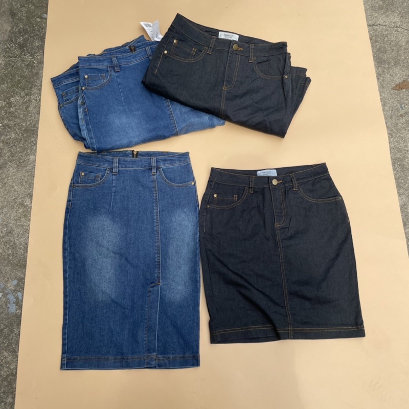 Chân váy bò Mango dư xịn