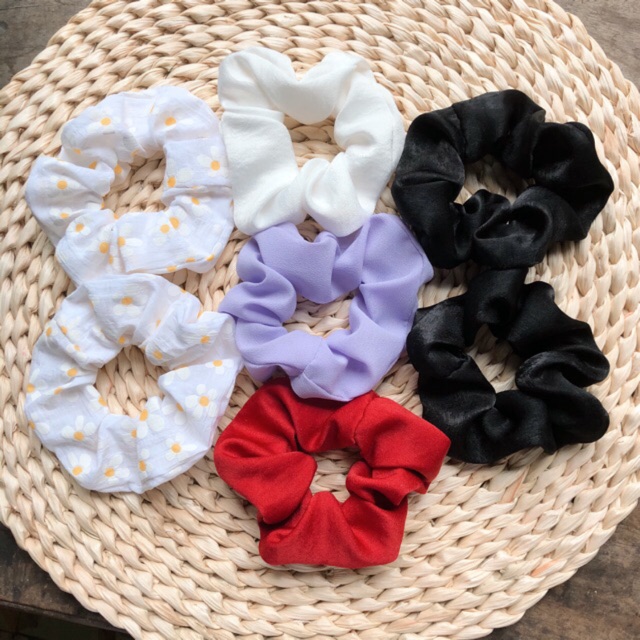 Dây buộc tóc scrunchies hot trend 2020