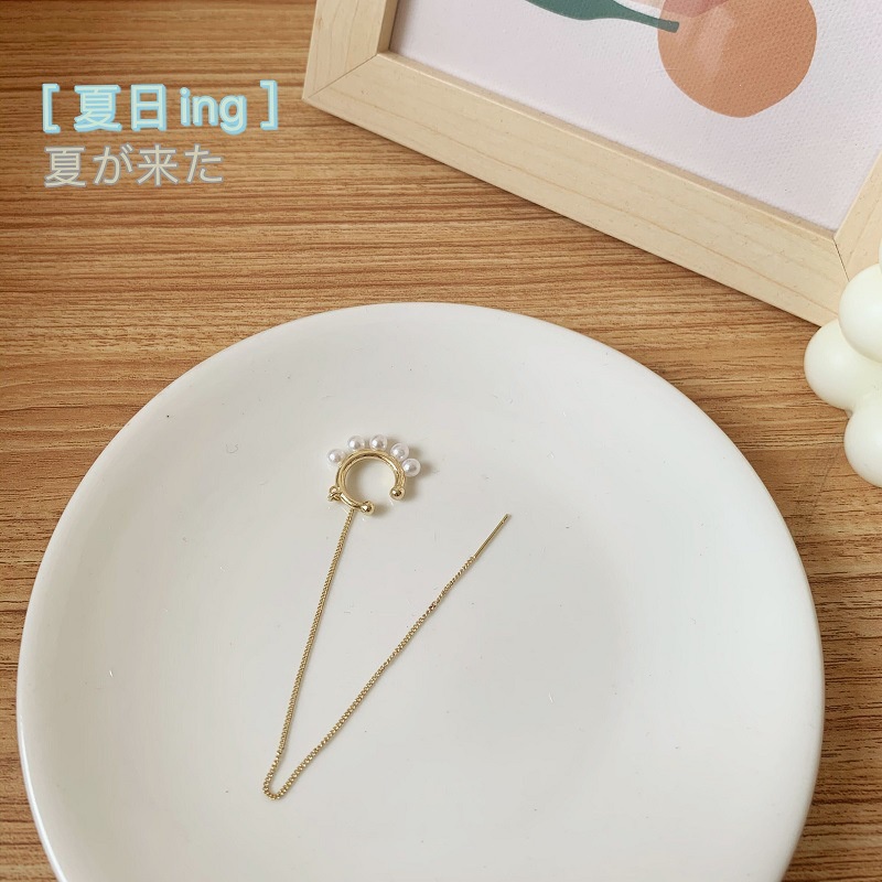 1 Khuyên Tai Dạng Kẹp Không Đau Màu Vàng Đồng Thời Trang Dành Cho Nữ