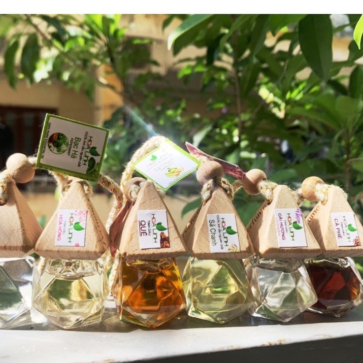 Tinh Dầu Treo Xe Ô Tô – Giúp Khử Mùi – Hơn Cả Sự Đẳng Cấp : Bạc Hà , Sả Chanh , Quế