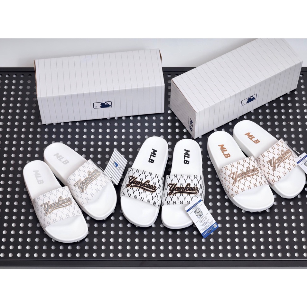 DÉP QUAI NGANG NỮ MLB YANKEES MONOGRAM - ĐẾ MỀM - NHẸ ,BỀN ĐẸP - FULLBOX + TAG