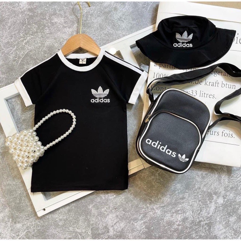 Áo thun căp a đi đát cho cả gia đình