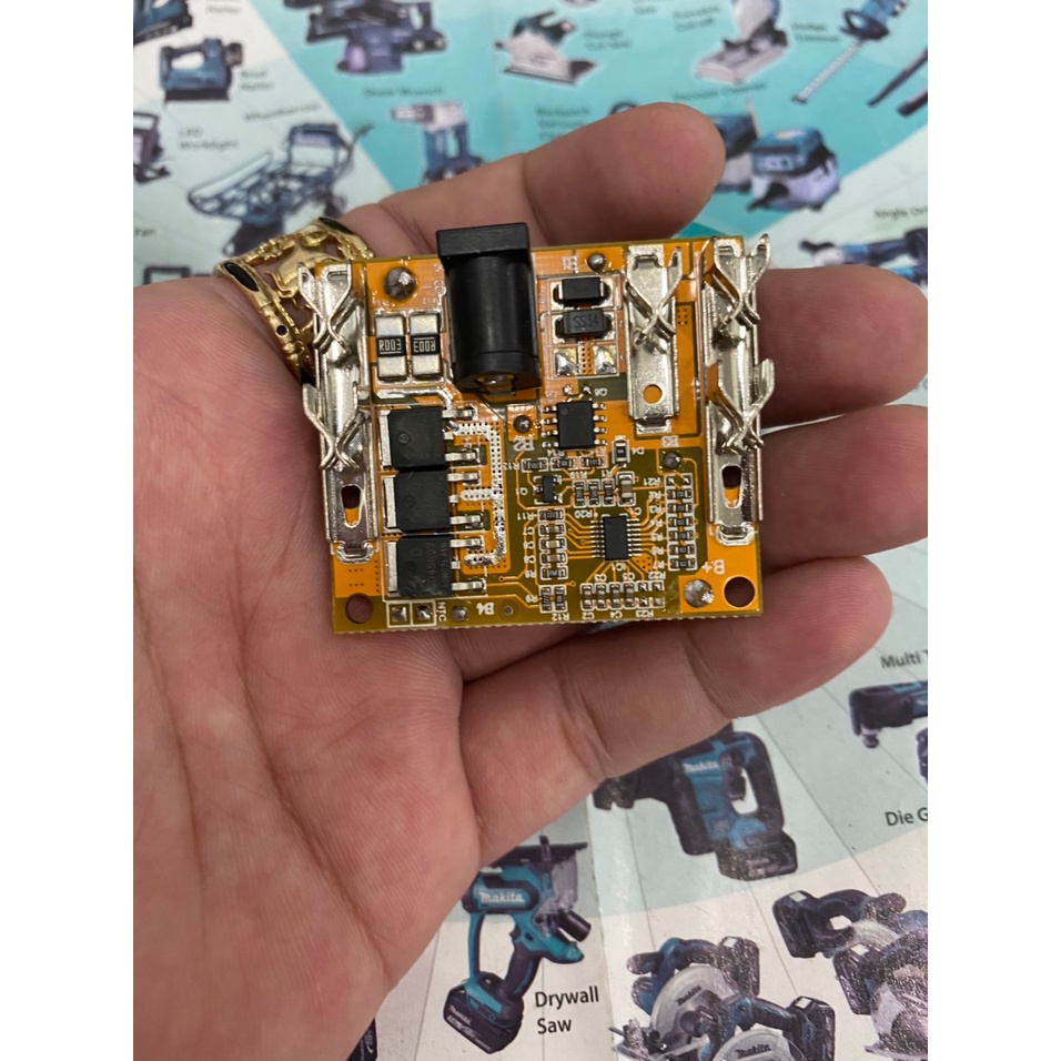 Bộ 3 chân tiếp xúc mạch pin Makita, dùng cho anh em thợ DIY. BN.