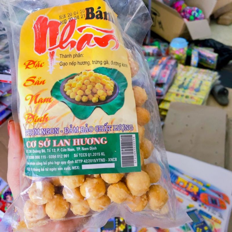 Bịch đặc sản bánh nhãn thơm ngon