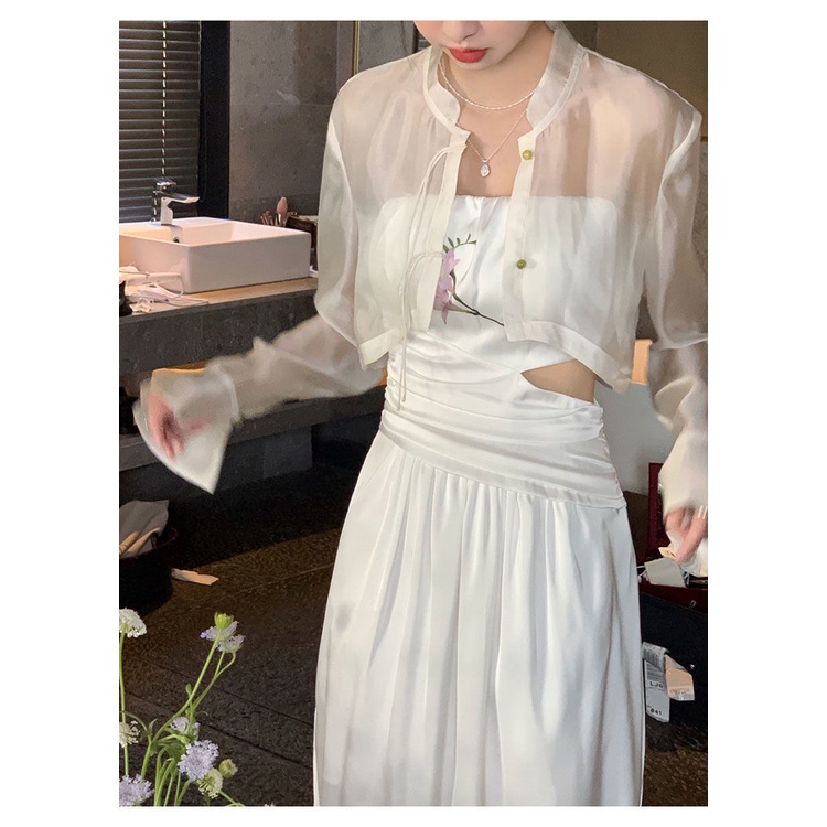 Retro Chinese style dress Xiaxin Chinese satin halter dress two sets of new products for women in 2022