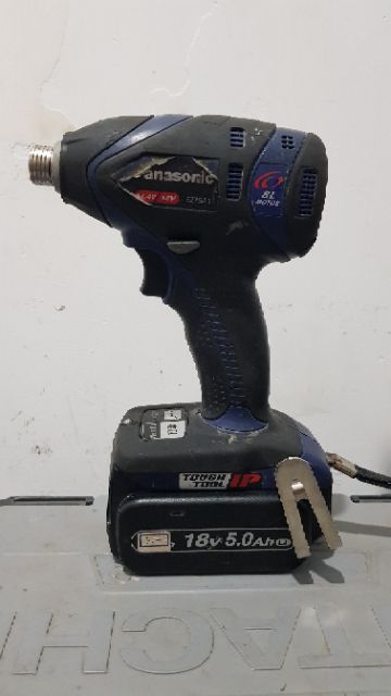 Thân máy bắt vít không than panasonic EZ75A1 DC18V