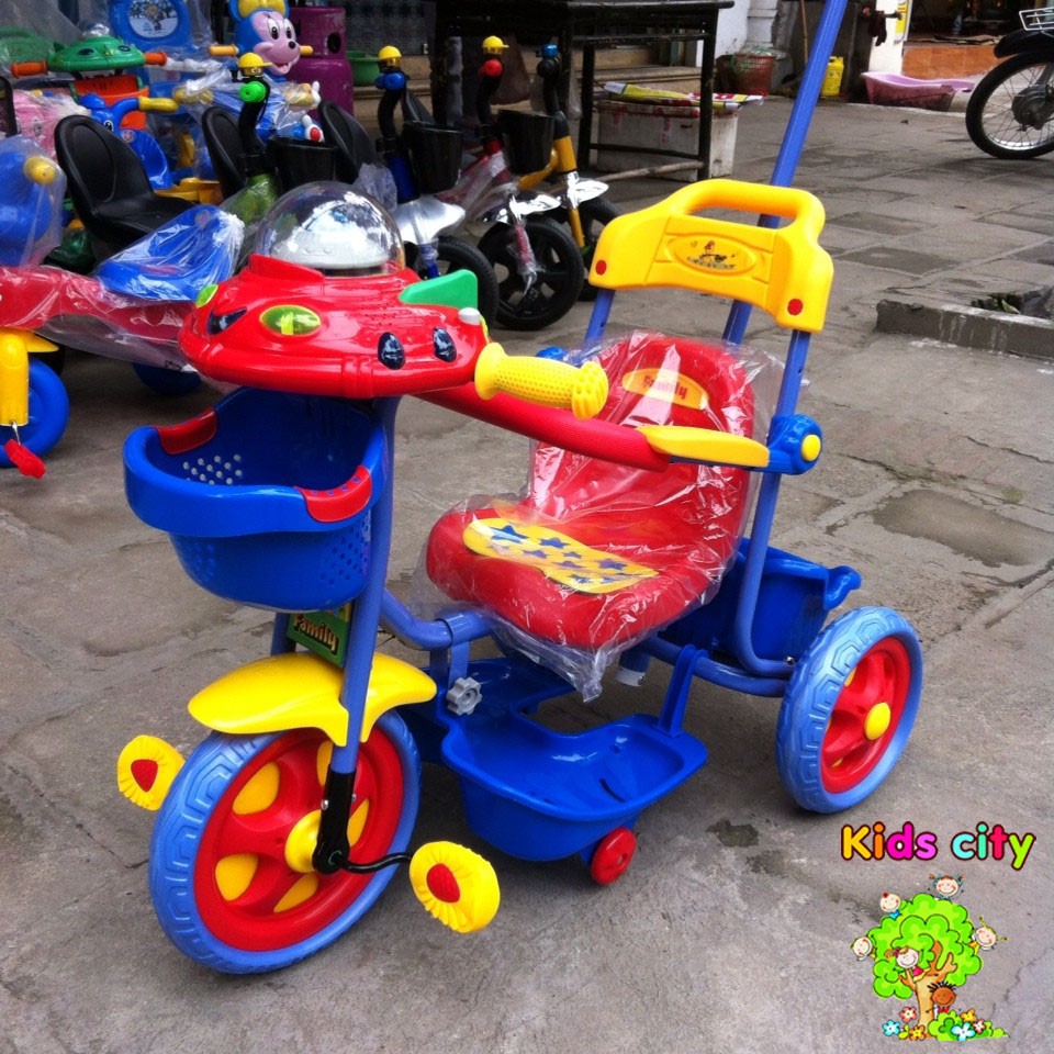Xe đẩy 3 bánh Family